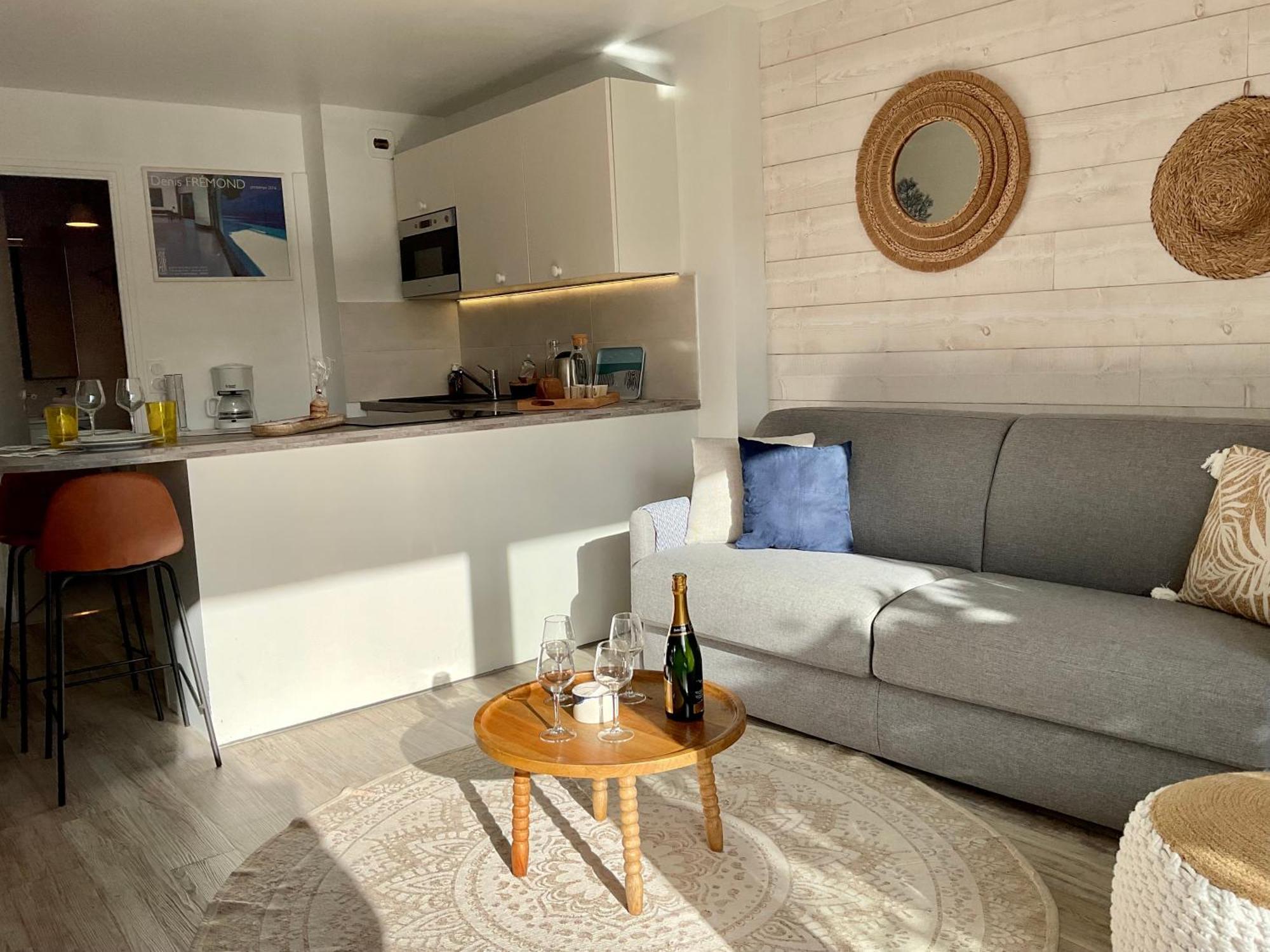 Le Nid Douillet, Studio Avec Terrasse Et Parking A 400M Des Plages Larmor-Plage Ngoại thất bức ảnh