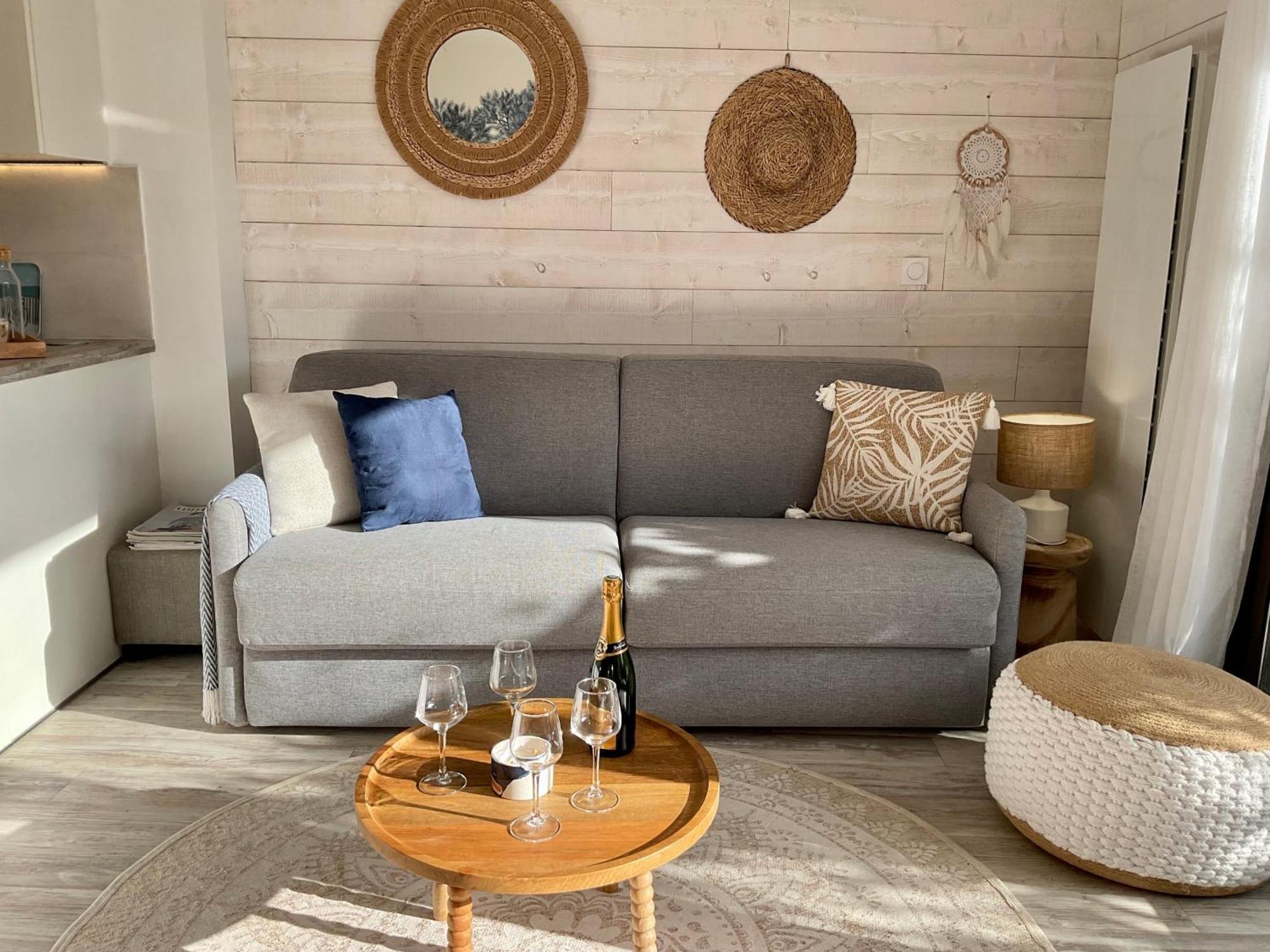 Le Nid Douillet, Studio Avec Terrasse Et Parking A 400M Des Plages Larmor-Plage Ngoại thất bức ảnh